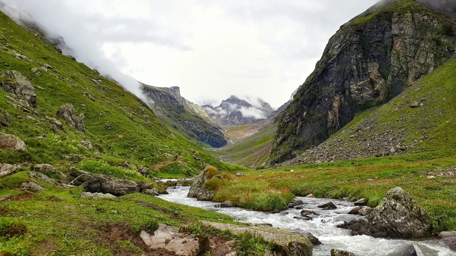 Hampta Pass Trail View
